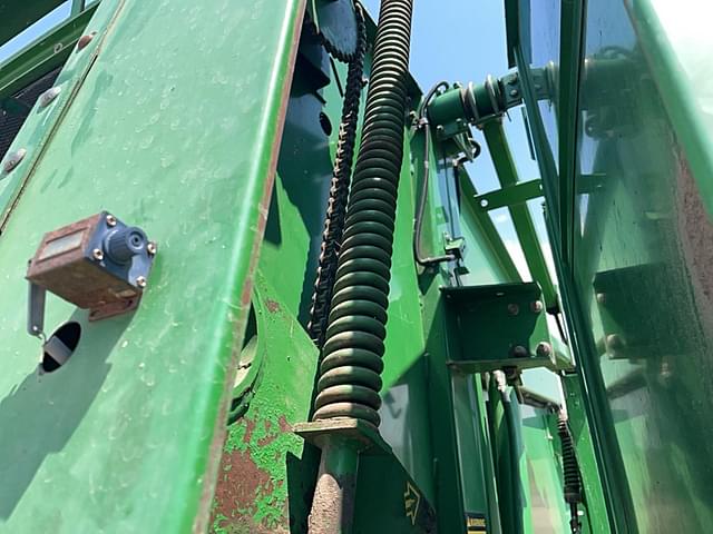 Image of John Deere 535 equipment image 4