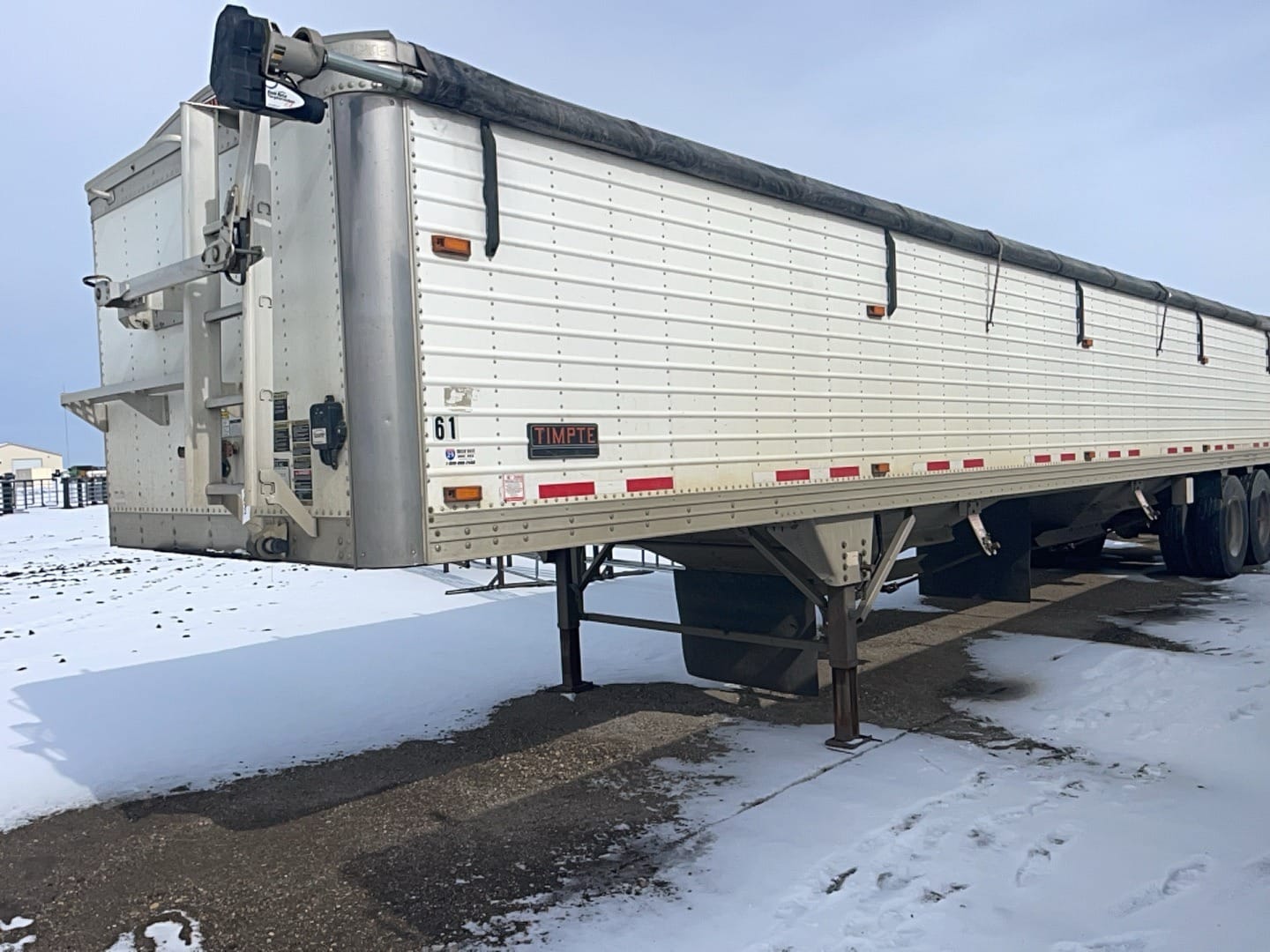 2016 Timpte Super Hopper Equipment Image0