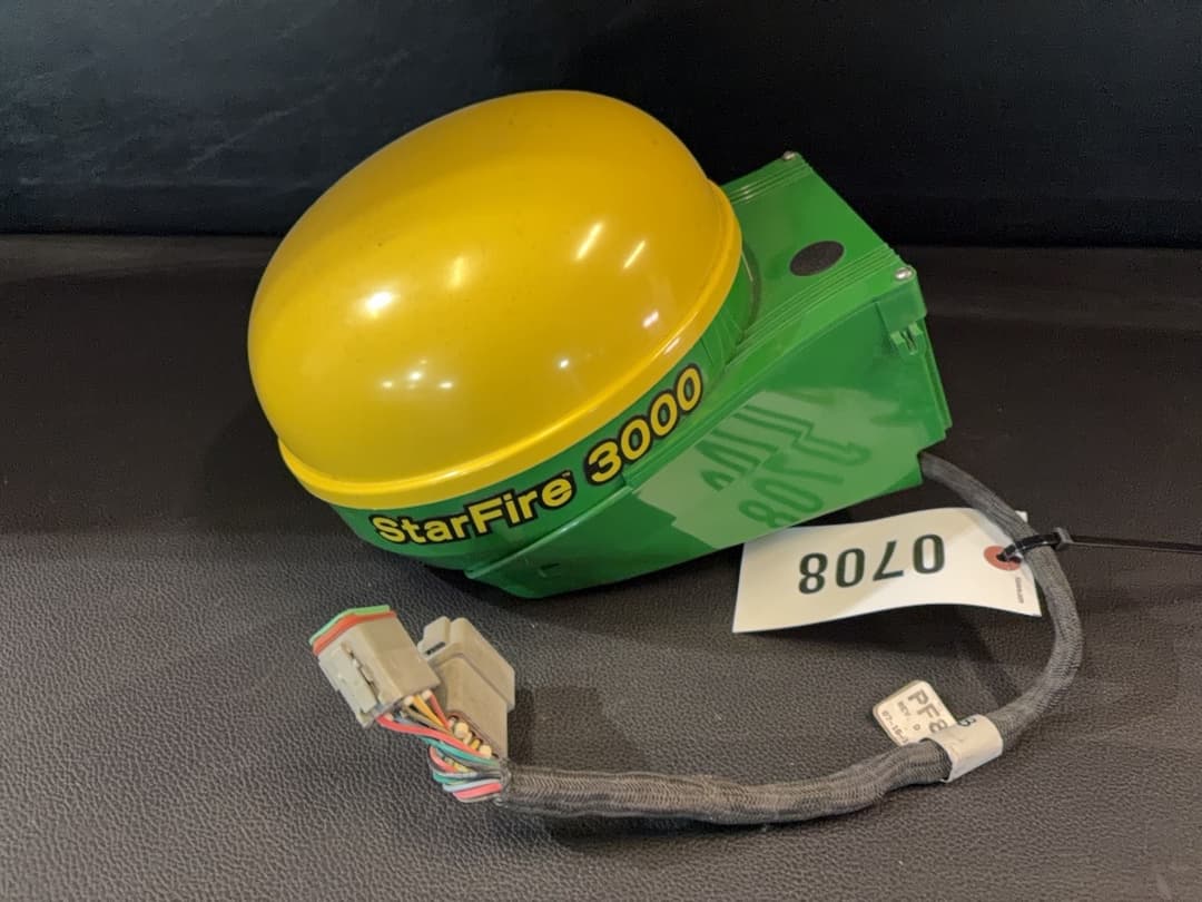 Image of John Deere StarFire 3000 Image 0