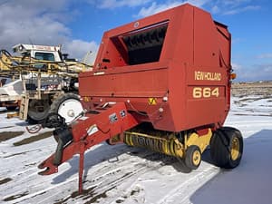 New Holland 664 Image