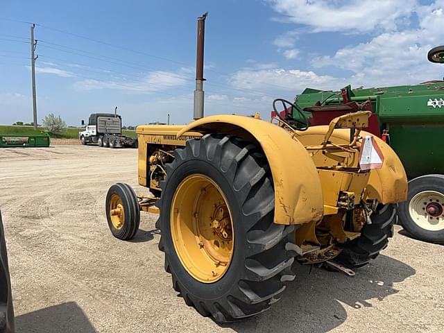 Image of Minneapolis-Moline G705 equipment image 1
