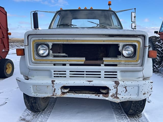 Image of Chevrolet C70 equipment image 2