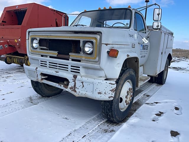 Image of Chevrolet C70 equipment image 1