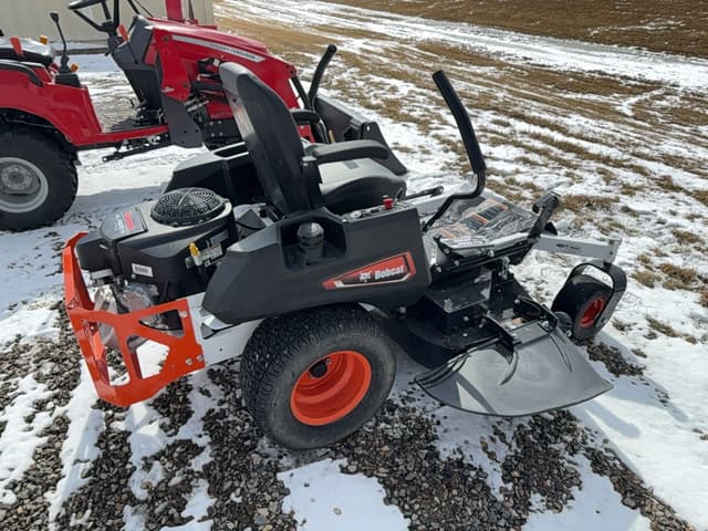 Image of Bobcat ZT2000 equipment image 4