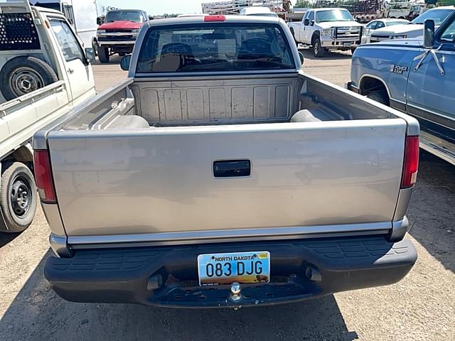 Image of Chevrolet S10 equipment image 4