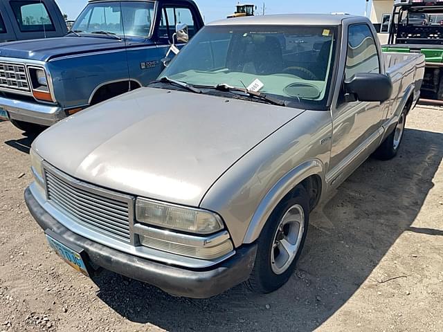 Image of Chevrolet S10 equipment image 2