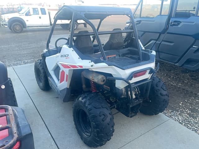 Image of Polaris RZR 200 equipment image 2