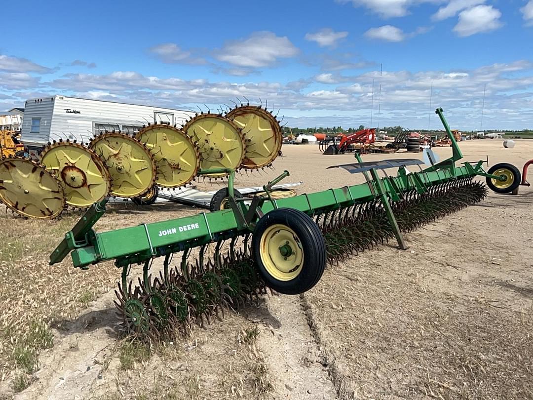 Image of John Deere 400 Primary image