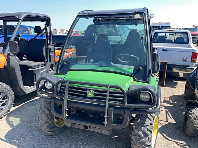 Image of John Deere Gator XUV 825i equipment image 1