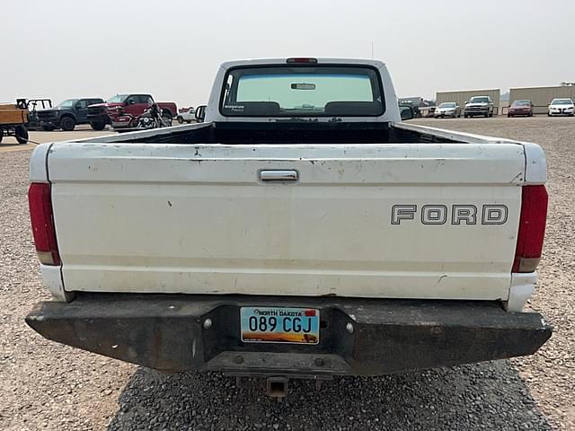 Image of Ford F-150 equipment image 2