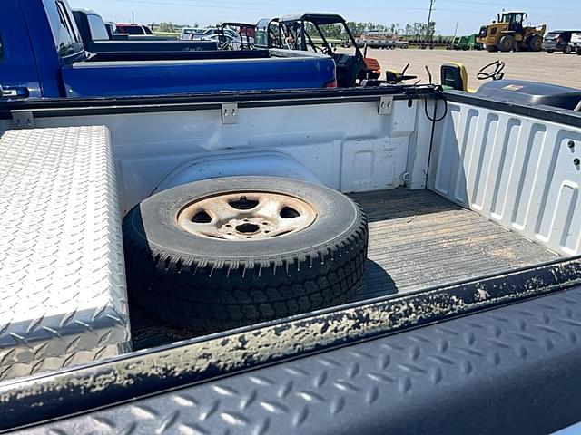 Image of Chevrolet 1500 equipment image 4