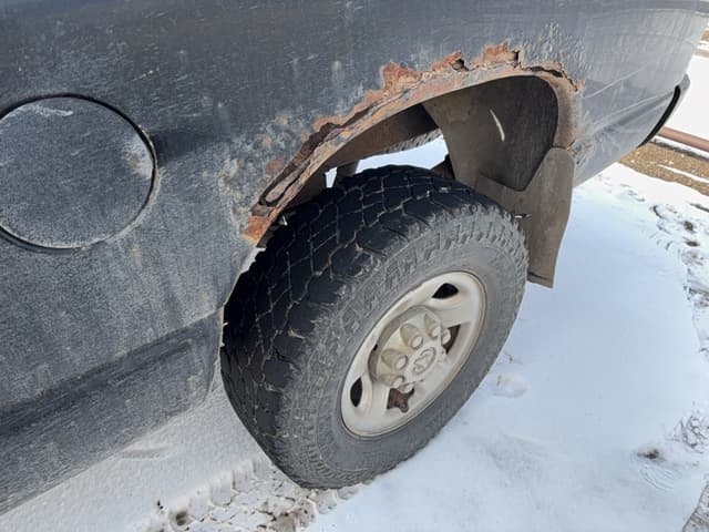 Image of Dodge Ram 2500 equipment image 3