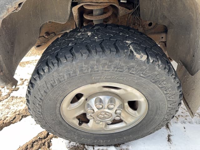 Image of Dodge Ram 2500 equipment image 2