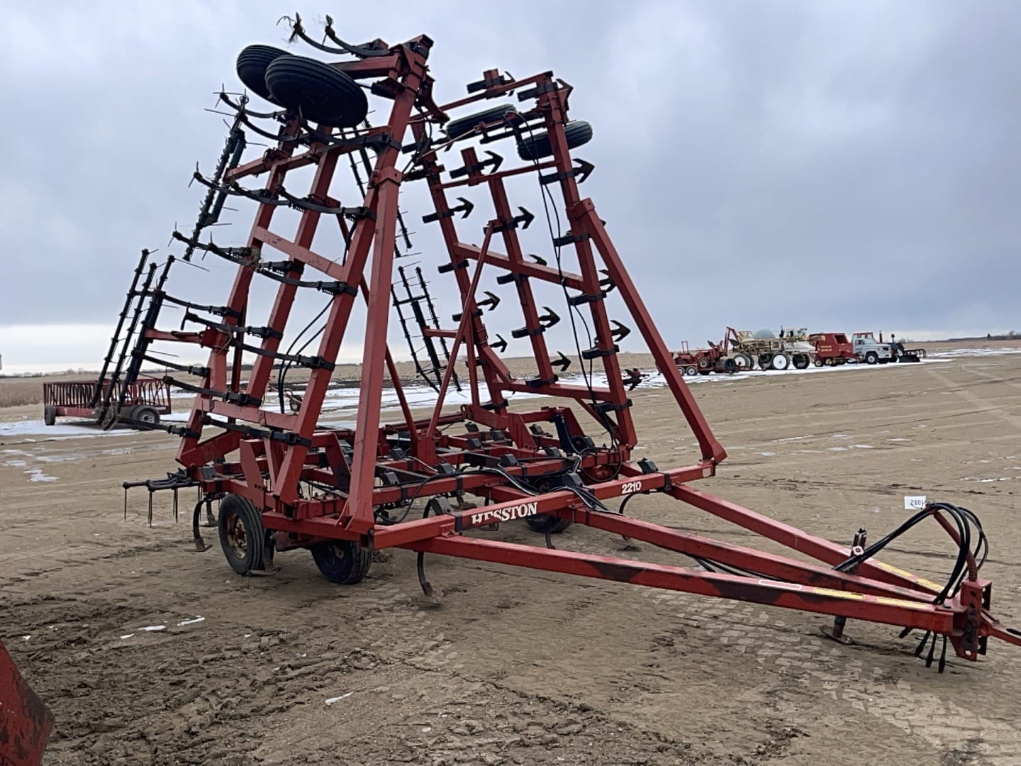 Hesston 2210 Equipment Image0
