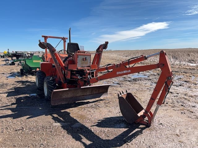 Image of Ditch Witch R65 equipment image 2