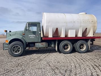 Main image International 4900