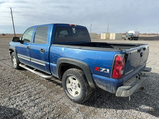 Image of Chevrolet 1500 equipment image 1