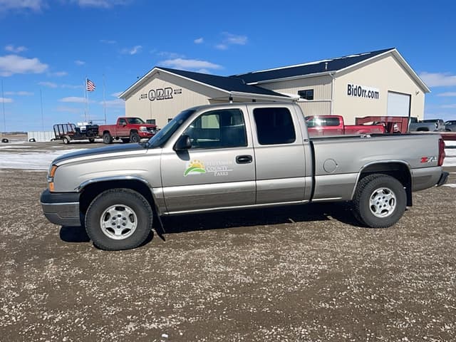 Image of Chevrolet 1500 equipment image 1
