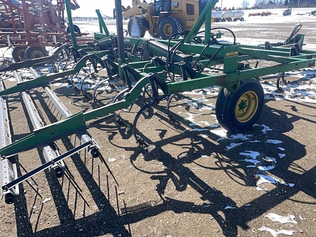 Image of John Deere 960 equipment image 4