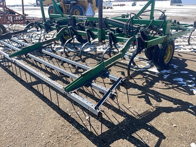 Image of John Deere 960 equipment image 3