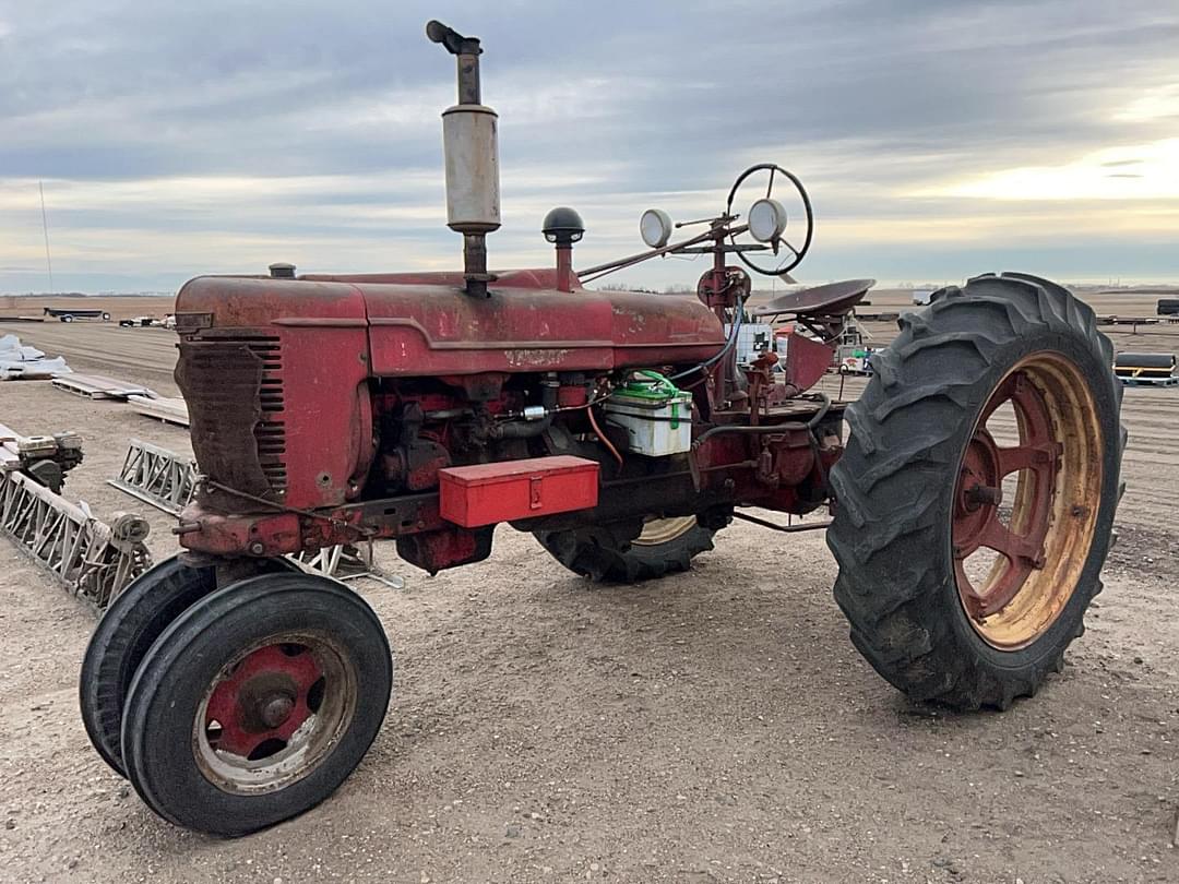 Image of Farmall H Primary image