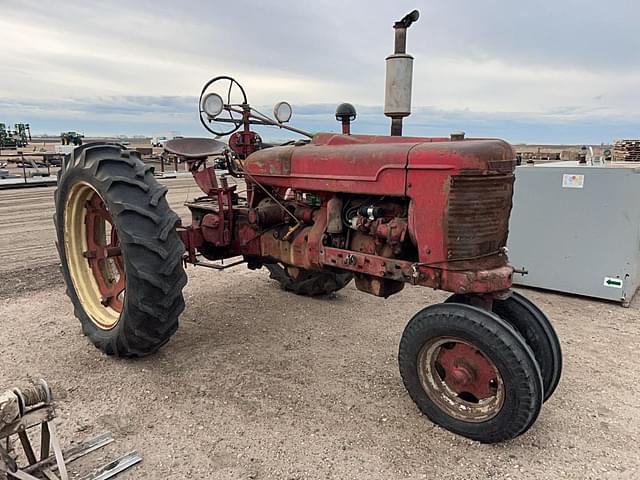 Image of Farmall H equipment image 4
