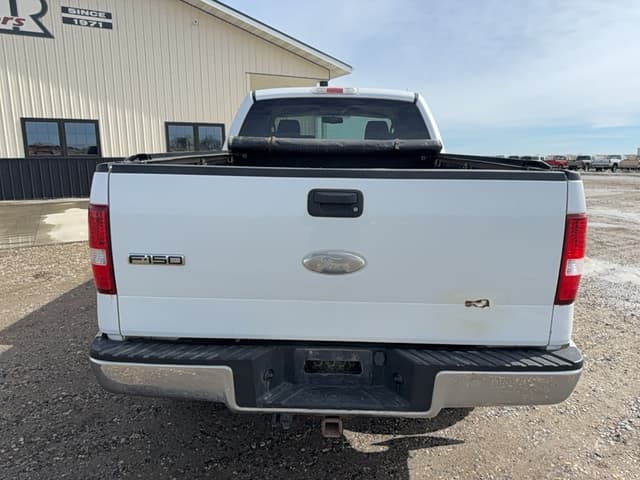 Image of Ford F-150 equipment image 2