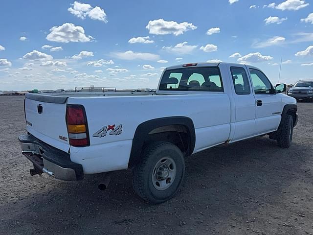 Image of GMC 2500 equipment image 3