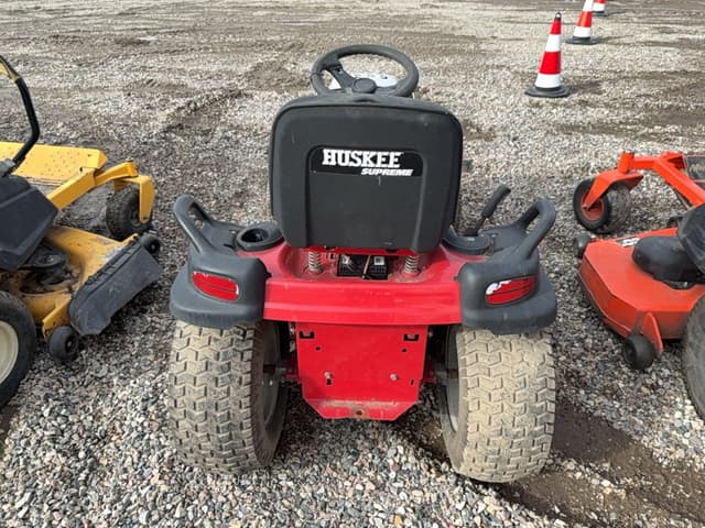 Image of Huskee Supreme equipment image 2