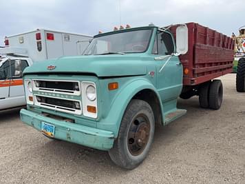 Main image Chevrolet 50