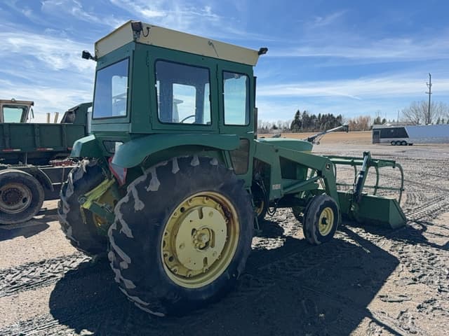Image of John Deere 4010 equipment image 2
