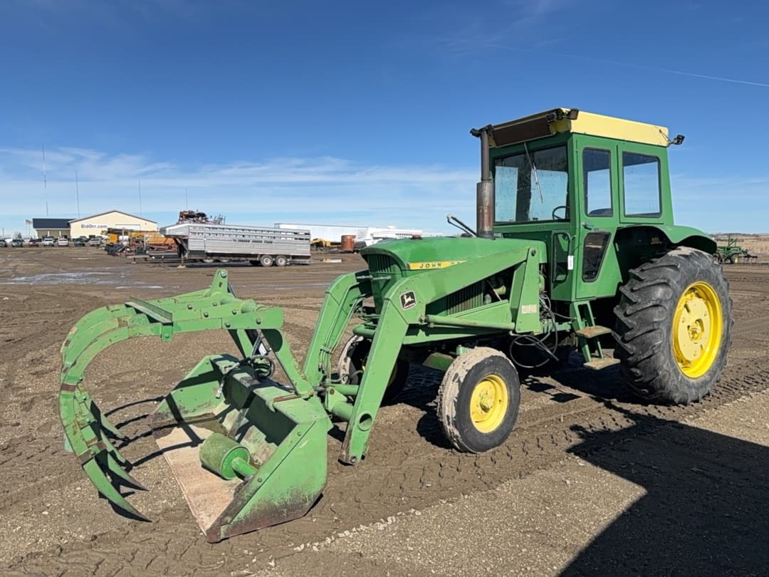 Image of John Deere 4010 Primary image