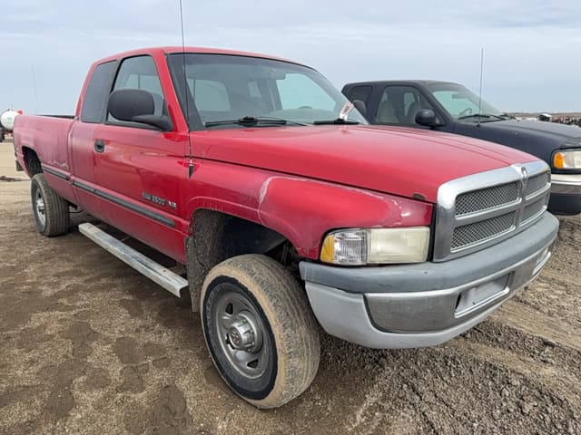 Image of Dodge Ram 2500 equipment image 4