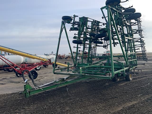 Image of John Deere 1060 equipment image 1