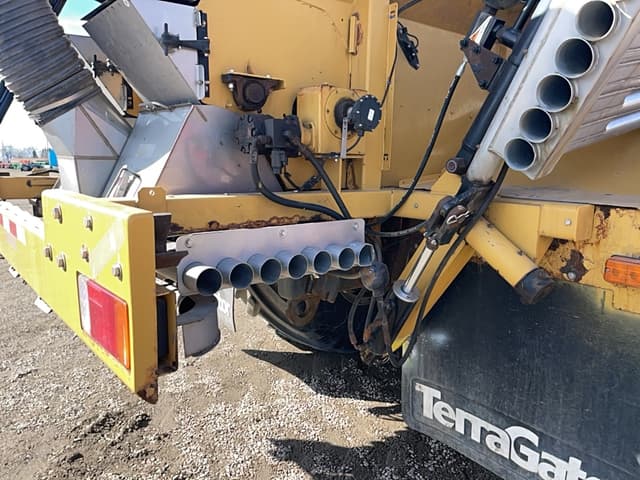 Image of Terra-Gator TG8300 equipment image 4