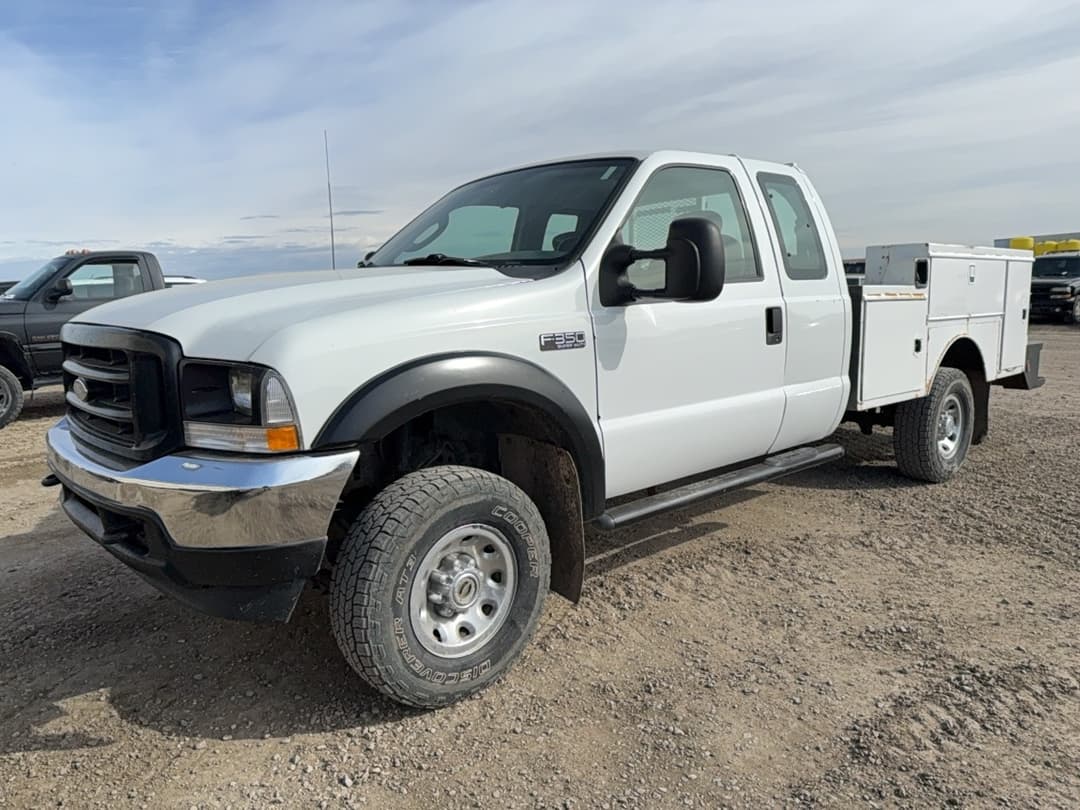 Image of Ford F-350 Primary image