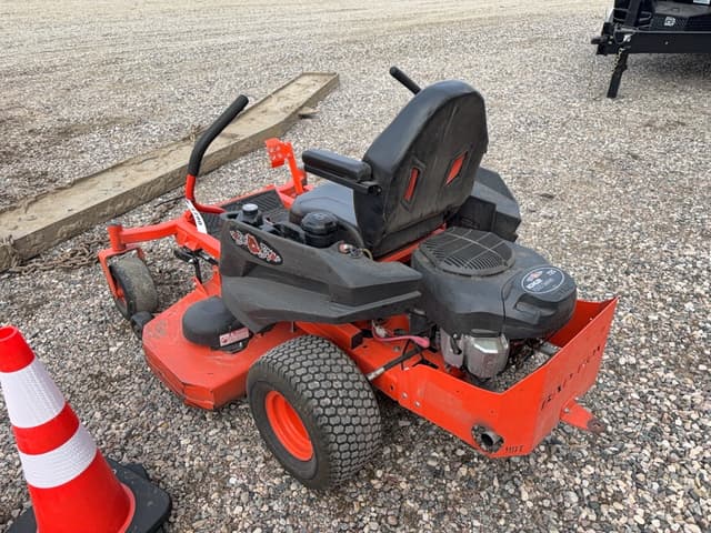 Image of Bad Boy MZ Magnum equipment image 2