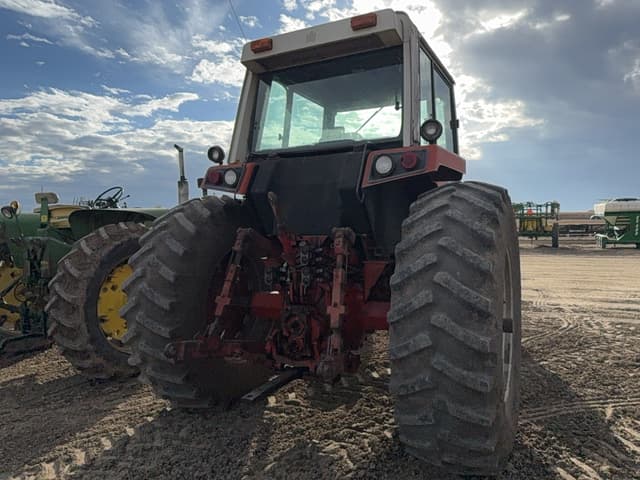 Image of International Harvester 1086 equipment image 3