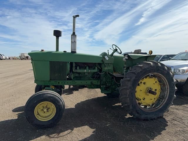 Image of John Deere 4020 equipment image 1