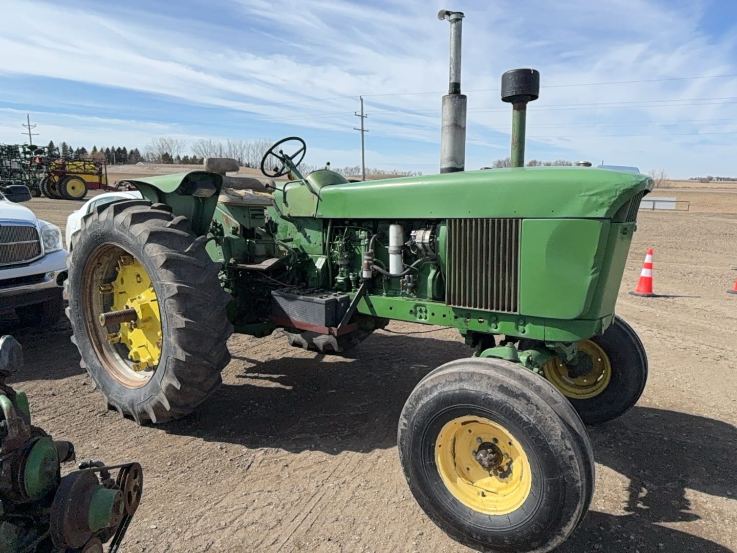 John Deere 4020 Equipment Image0