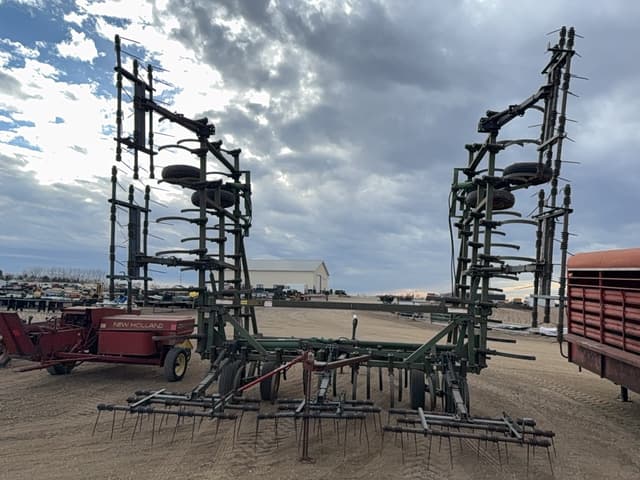 Image of John Deere 1010 equipment image 3