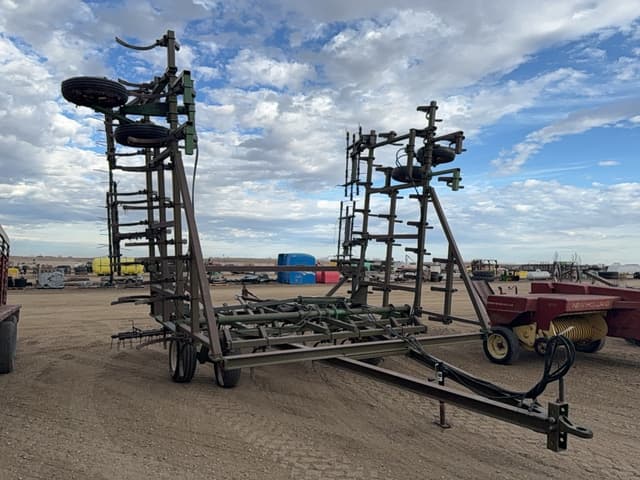 Image of John Deere 1010 equipment image 1