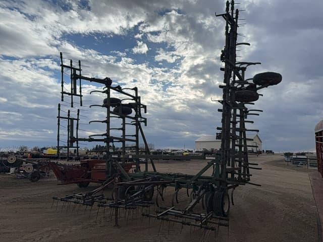 Image of John Deere 1010 equipment image 2