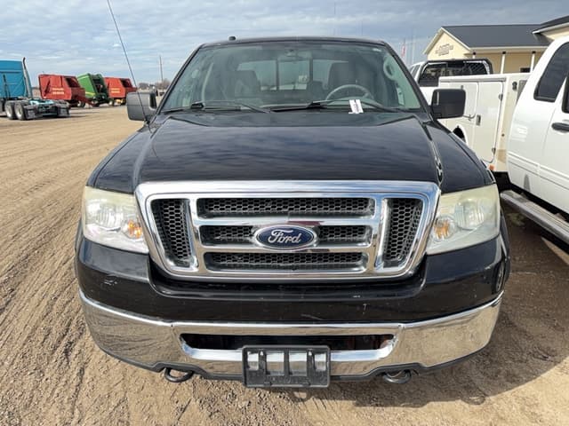 Image of Ford F-150 equipment image 1