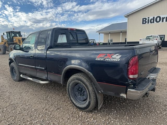 Image of Ford F-150 equipment image 1