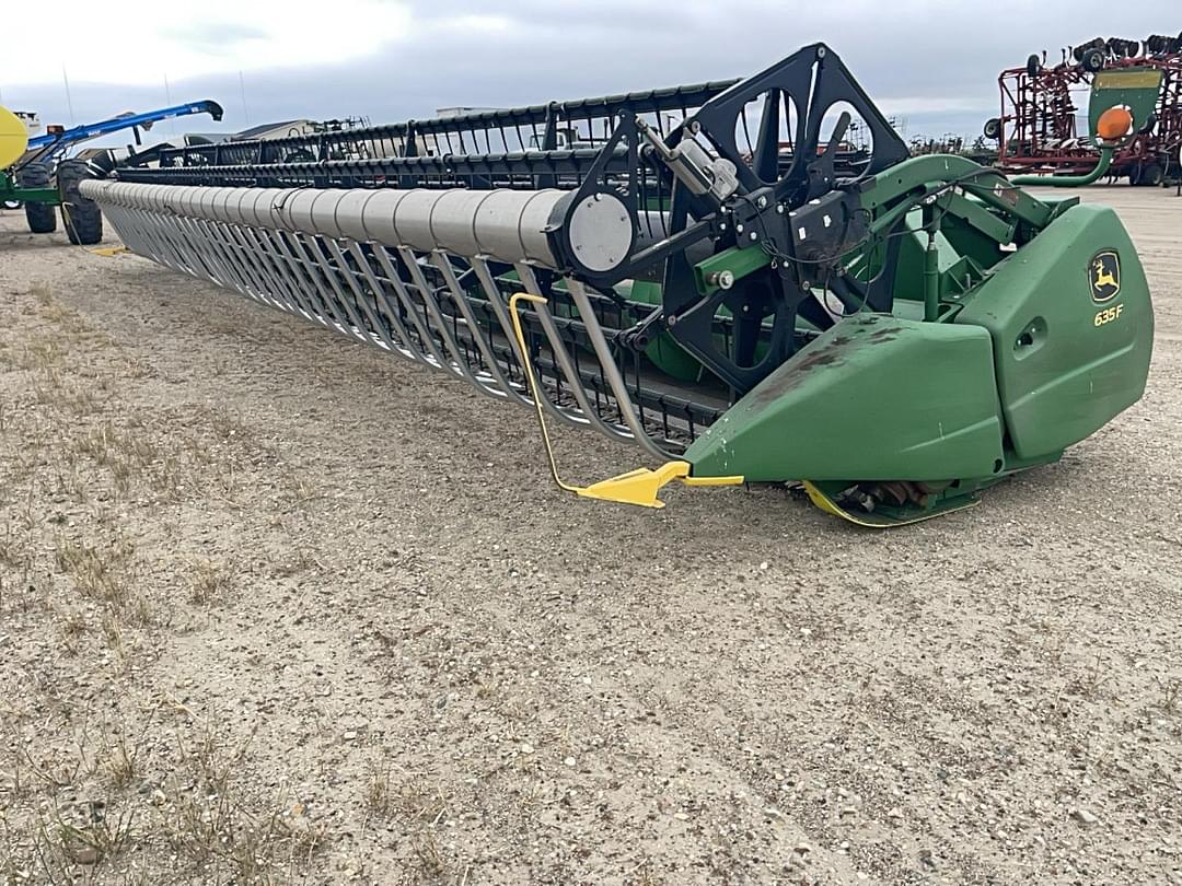 Image of John Deere 635F Primary image