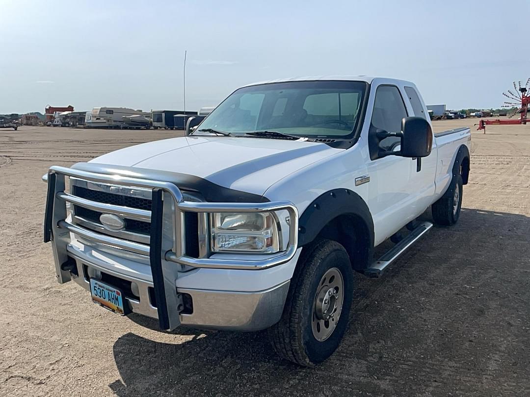 Image of Ford F-250 Primary image