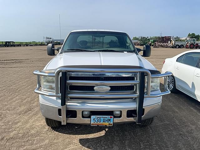 Image of Ford F-250 equipment image 1