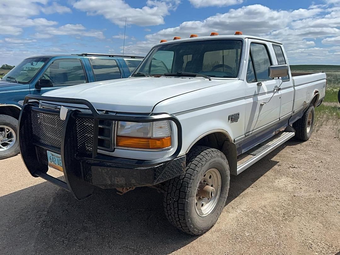 Image of Ford F-250 Primary image