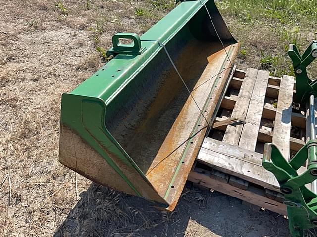 Image of John Deere 440R equipment image 3